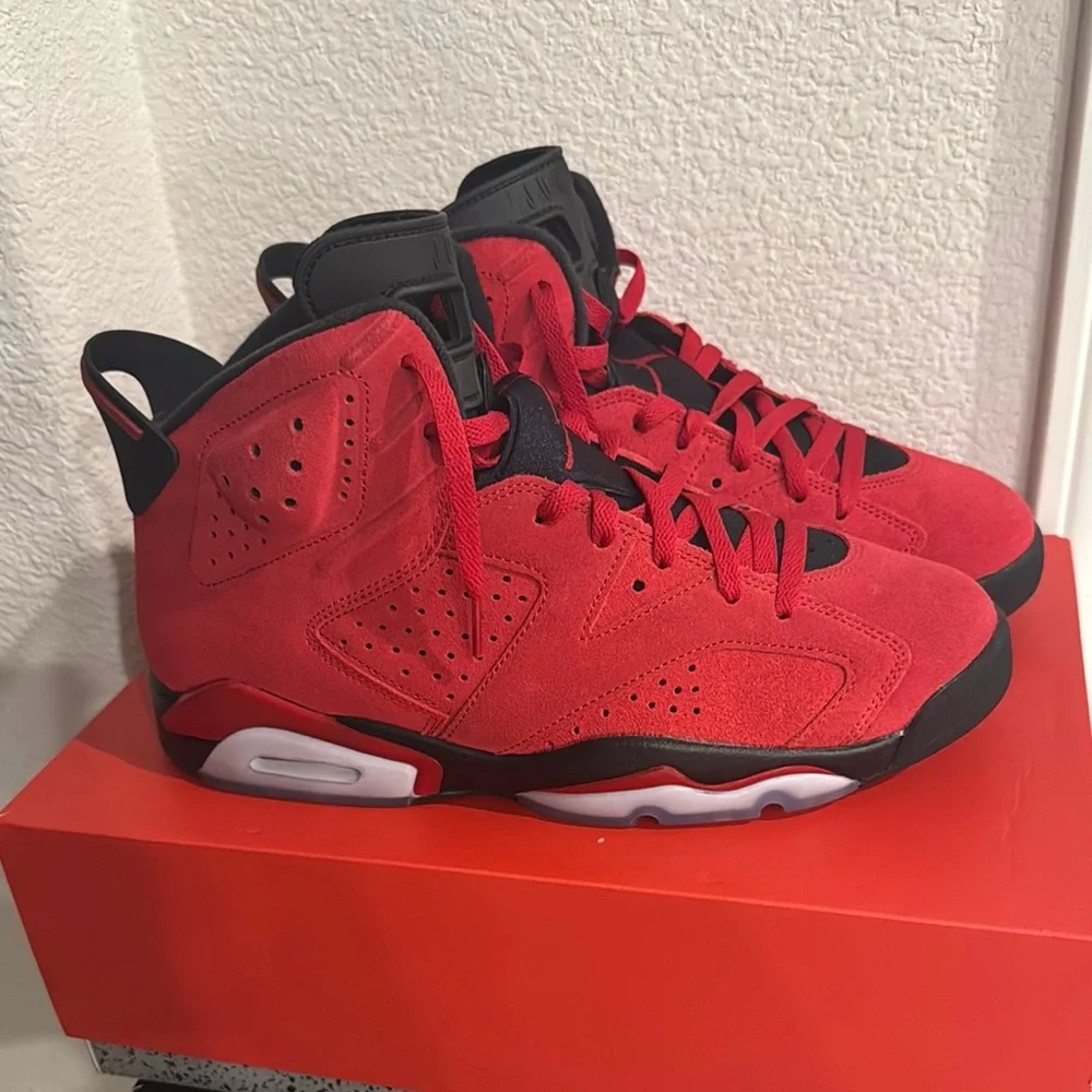 Air Jordan Retro 6 Red Sneakers - Picture 3 of 5